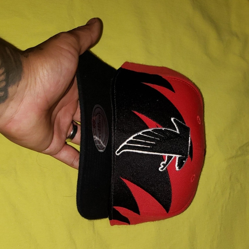 Vintage Mitchell & ness falcon